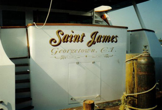 Boat Lettering - Boat Numbers - Transom - New Orleans - Nola - Boat Graphics - Sign Removal - Sign Instalation - House transoms
