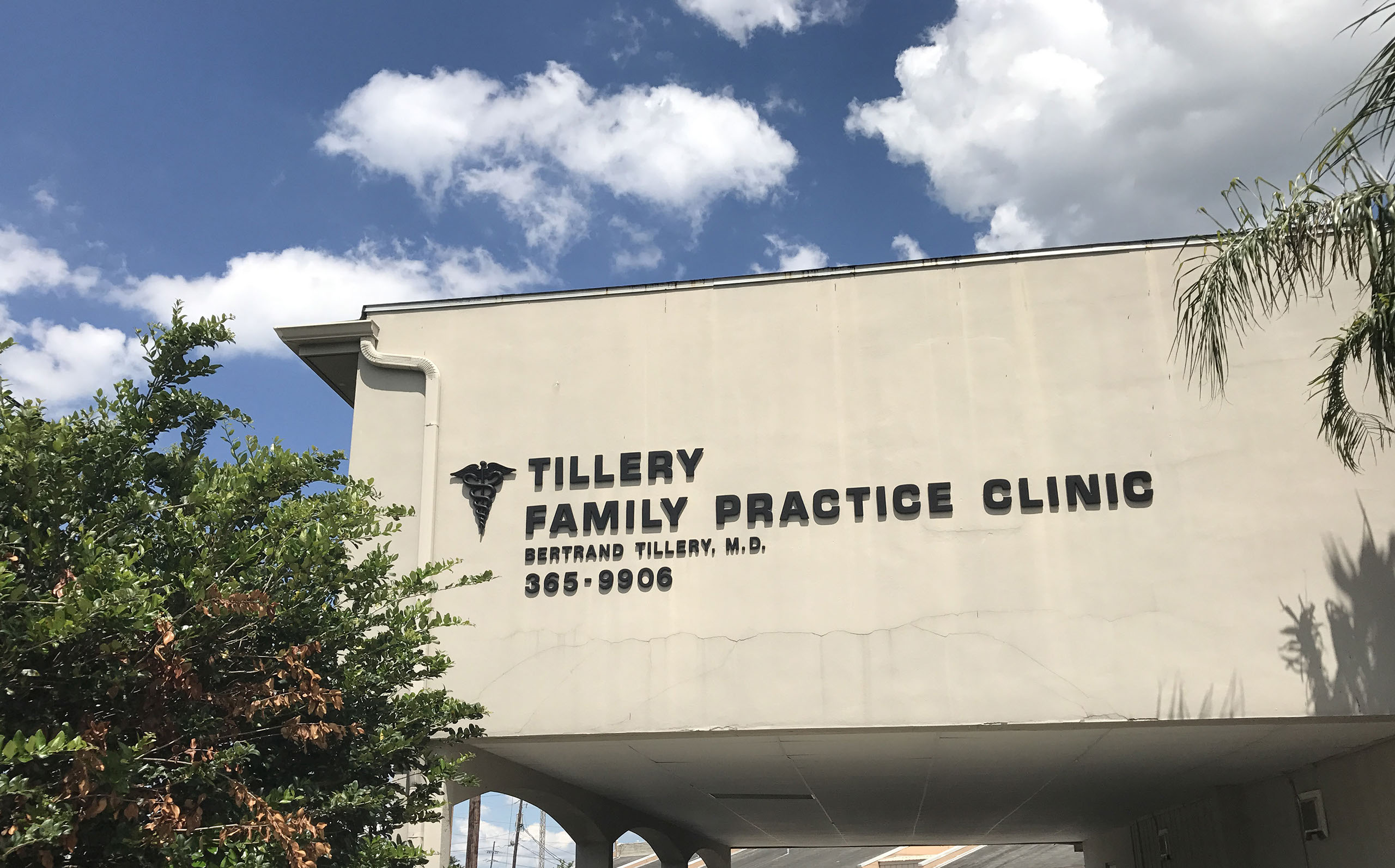 Raised Letters Nola- Building Letters Cut Out New Orleans- Plastic Cut Out Letters Nola - Channel Letters New Olrleans 