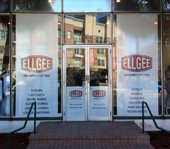 Window signs pictures one way vision, signinstallation new orleans , sign removal new orleans  

